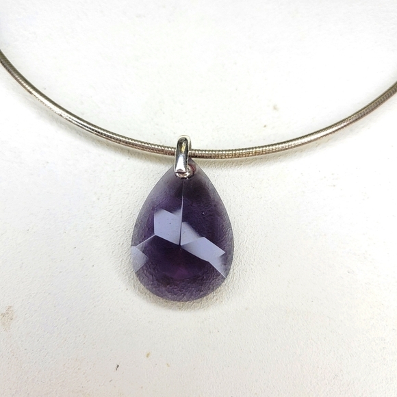 Amethyst Wire Teardrop Pendant Necklace - Picture 2 of 7